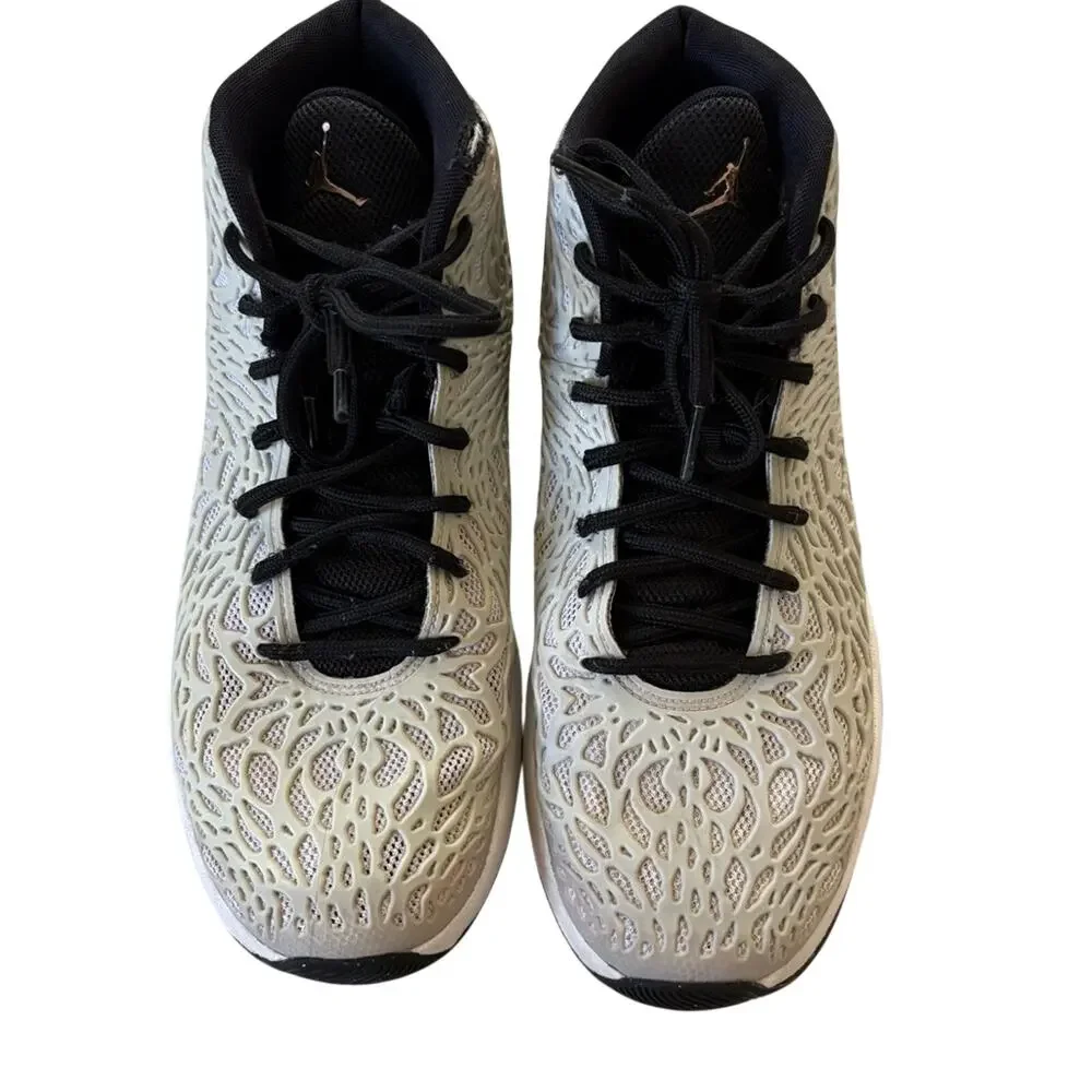 Jordan Ultra mid basketball sneakers size 10
